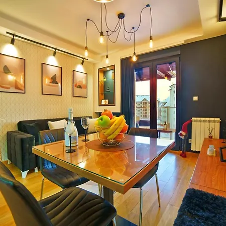 Lady Galadriel 兹拉蒂博尔